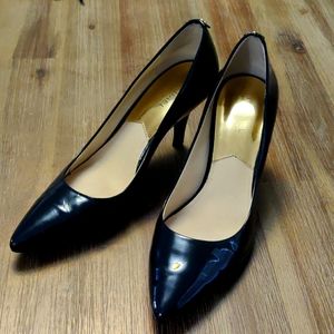 Michael Kors pumps, black, size 10
